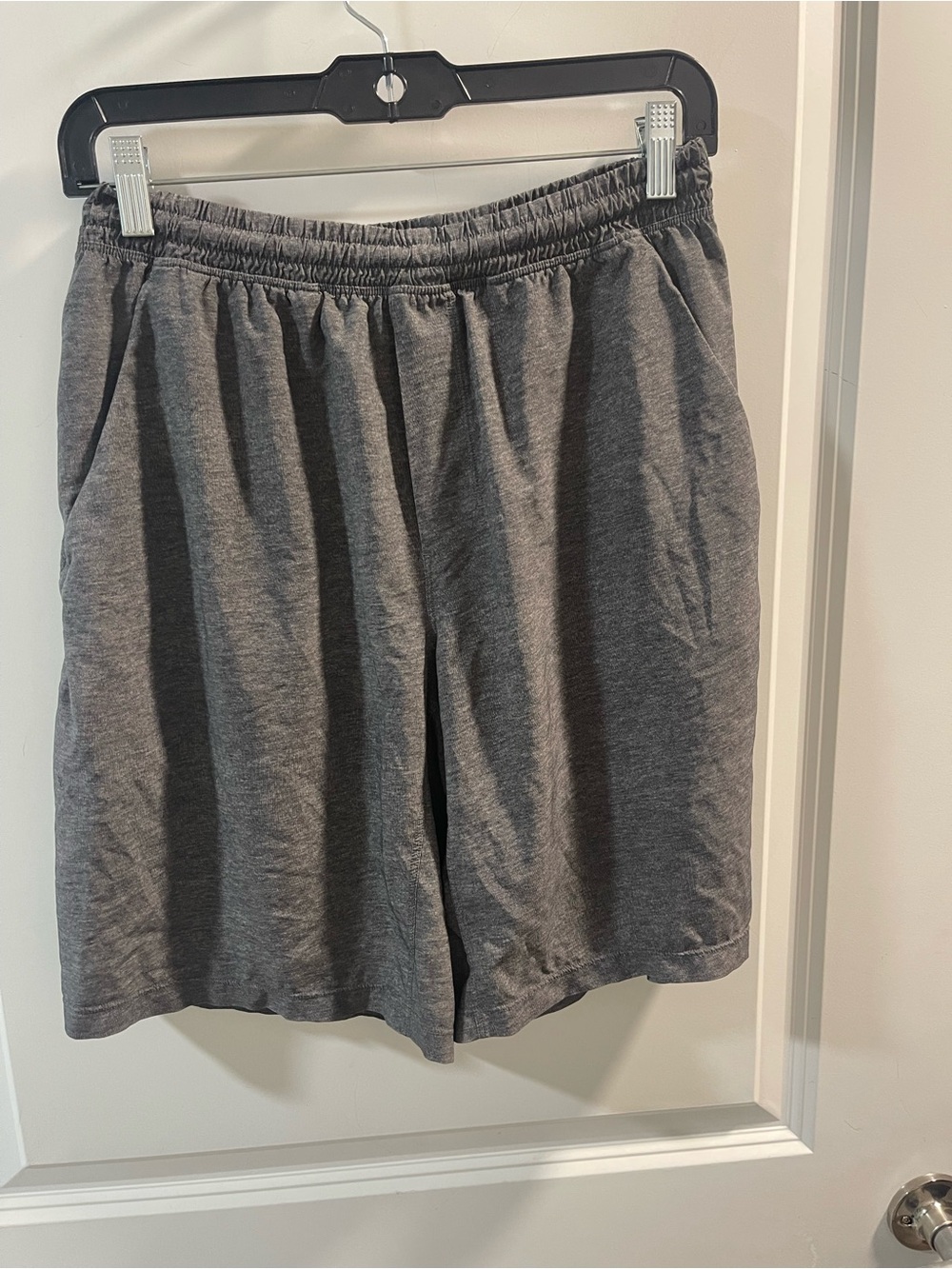 lululemon athletica Men's Heather Gray Athletic Shorts One Small Flawed